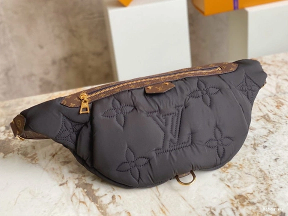 VUITTON BUMBAG MAXI LOUIS 0714